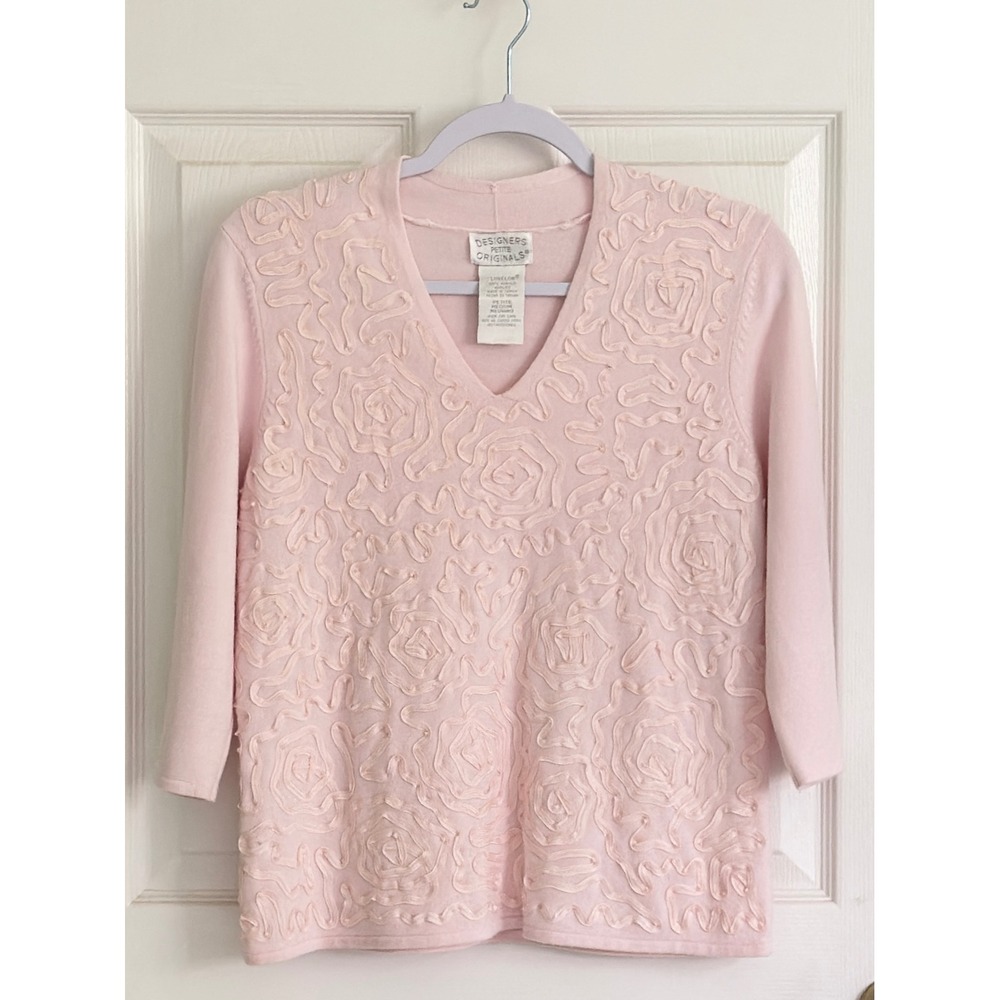 Designers Originals Sweater Womens PM Pink Vintage Ribbon Appliqué V-Neck 90s
